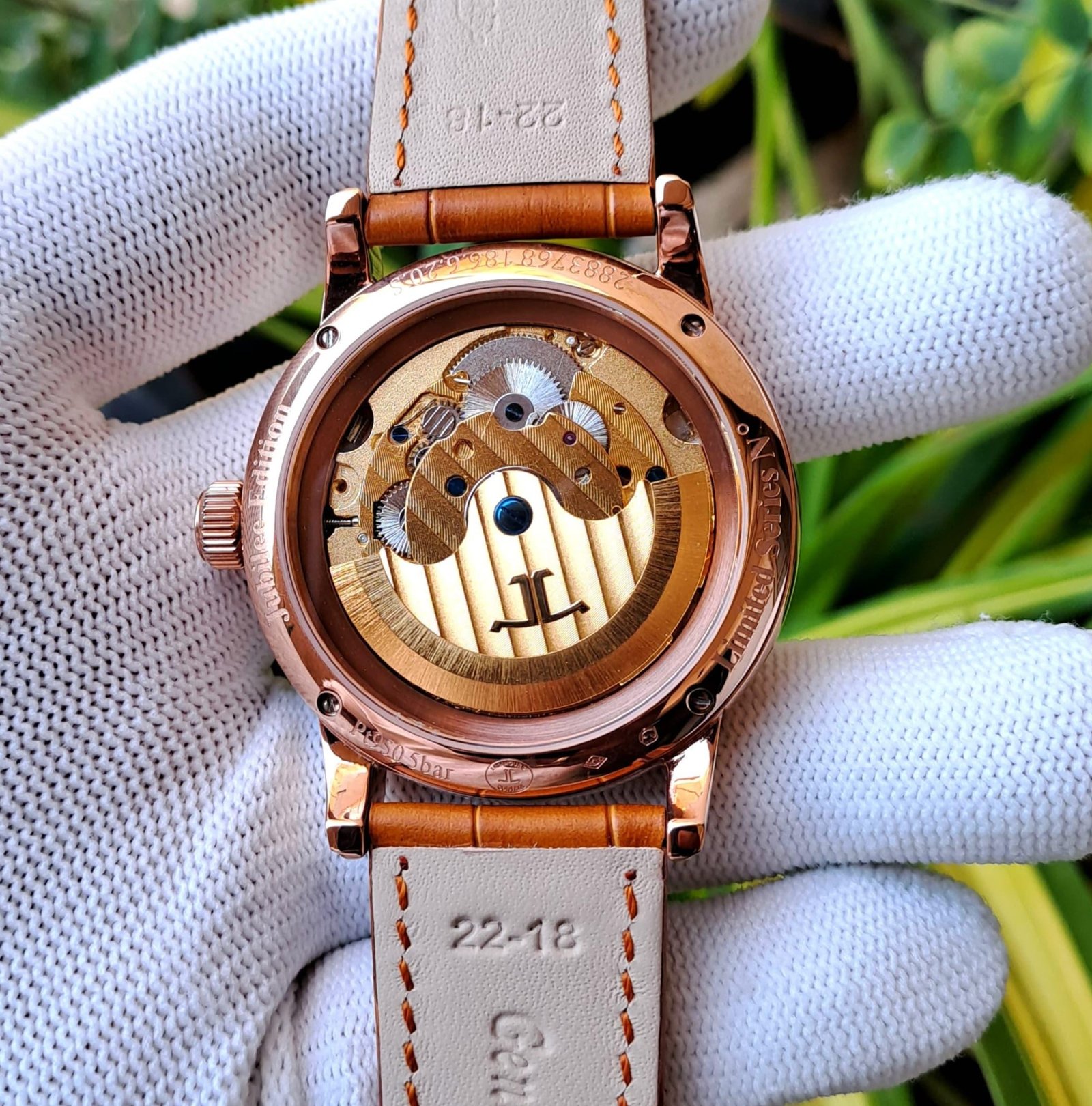 Which Watch Shape is Best According to Astrology?