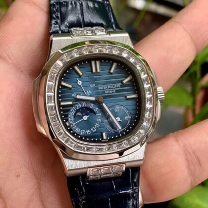 Patek Philippe Nautilus Diamond Blue Dial Men's Watch