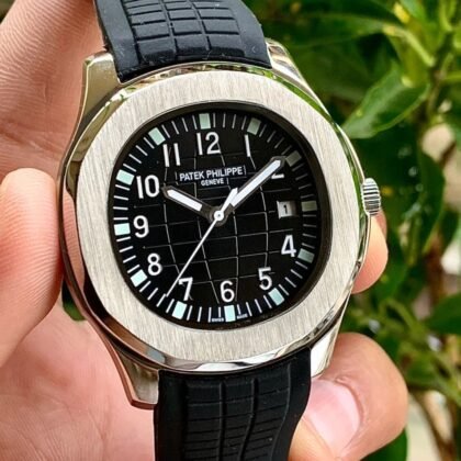 Patek Philippe Aquanaut Black Dial Black Rubber Automatic Men's Watch